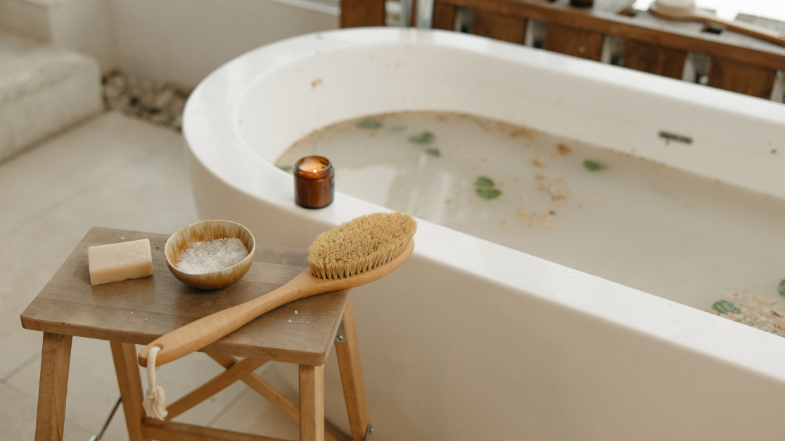 bathtub epsom salt and stool
